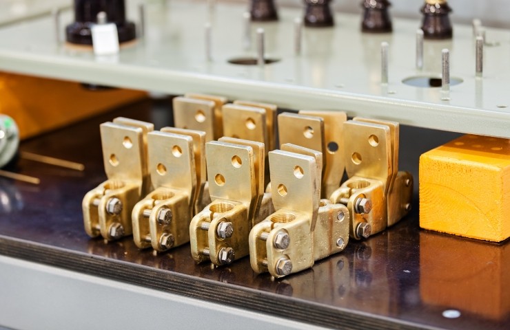 ANSI bushing use for transfomrers